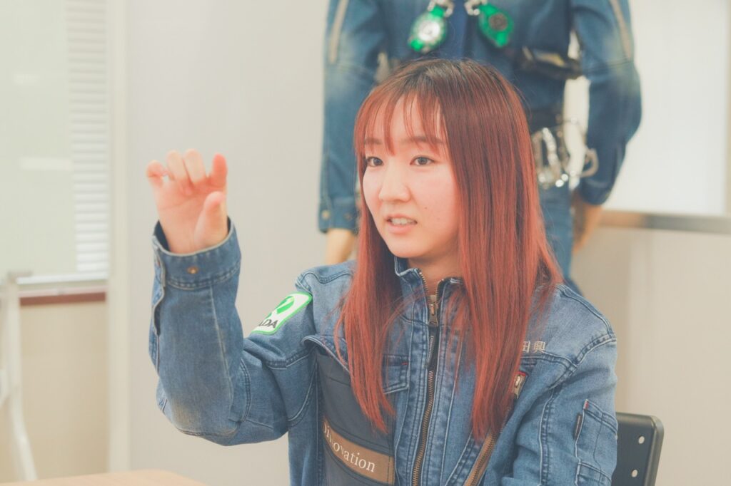 紙での運用に限界を感じていると語る伊藤さん|クラウド型オールインワン警備業システム「KOMAINU」