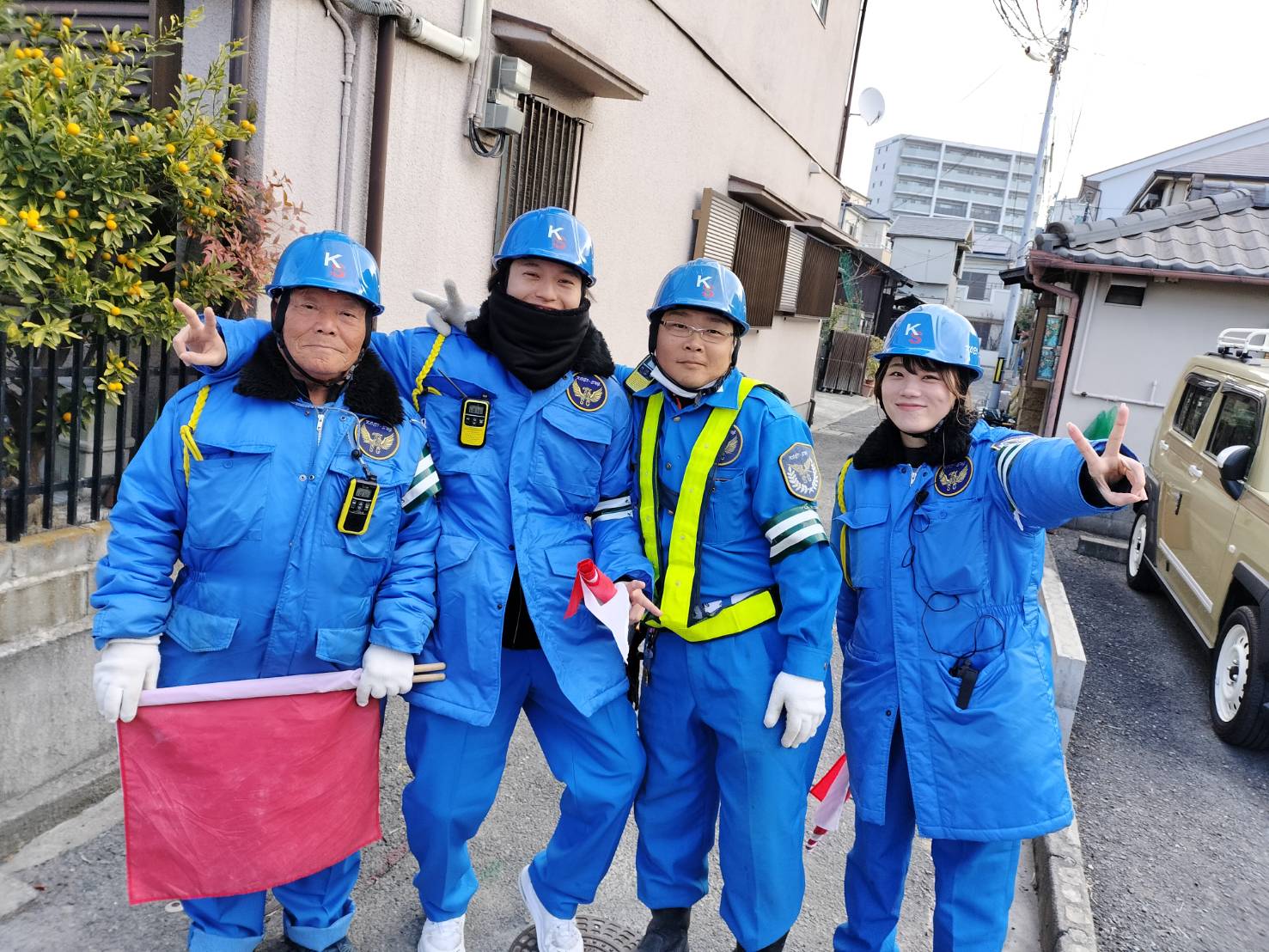 警備業界の常識を覆す若手比率。深刻な高齢化が進む業界において、孝栄セキュリティは20代が40%、30代を含めると60%超という驚異的な若返りを実現。管制業務のDX化で生み出したリソースを戦略的に採用へ投資している。