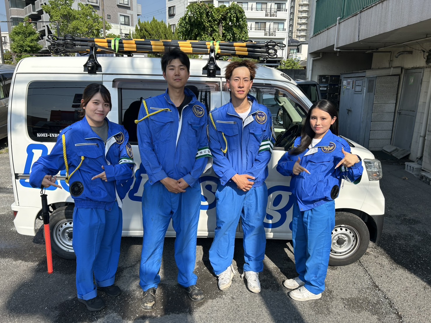 システム化で年間500万円相当の人件費を抑制。責任者が採用戦略に専念できる環境を作り、1年半で90名の精鋭部隊を構築。